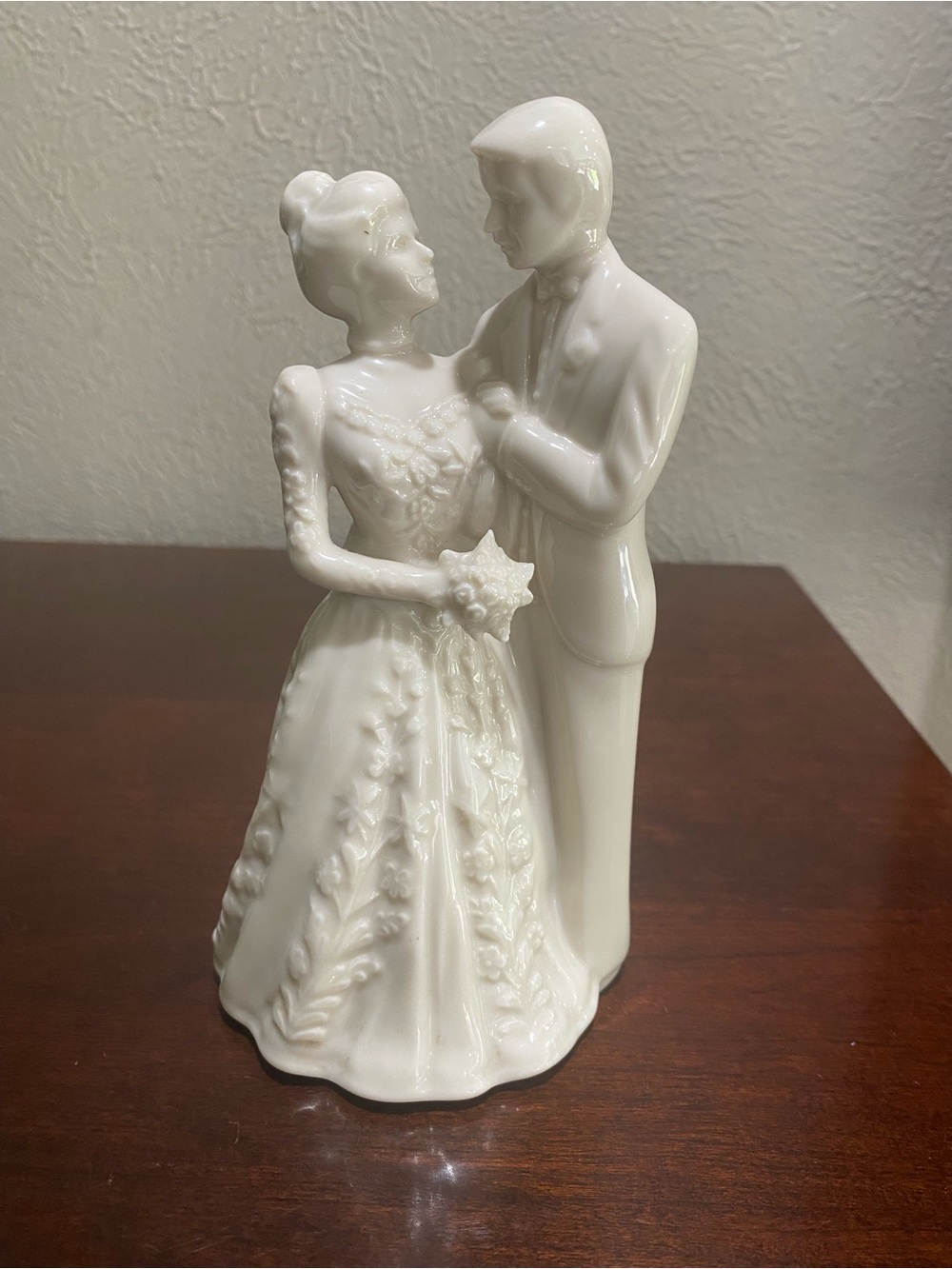 Vintage, Lenox, Wedding Promises Collectable Cake Topper